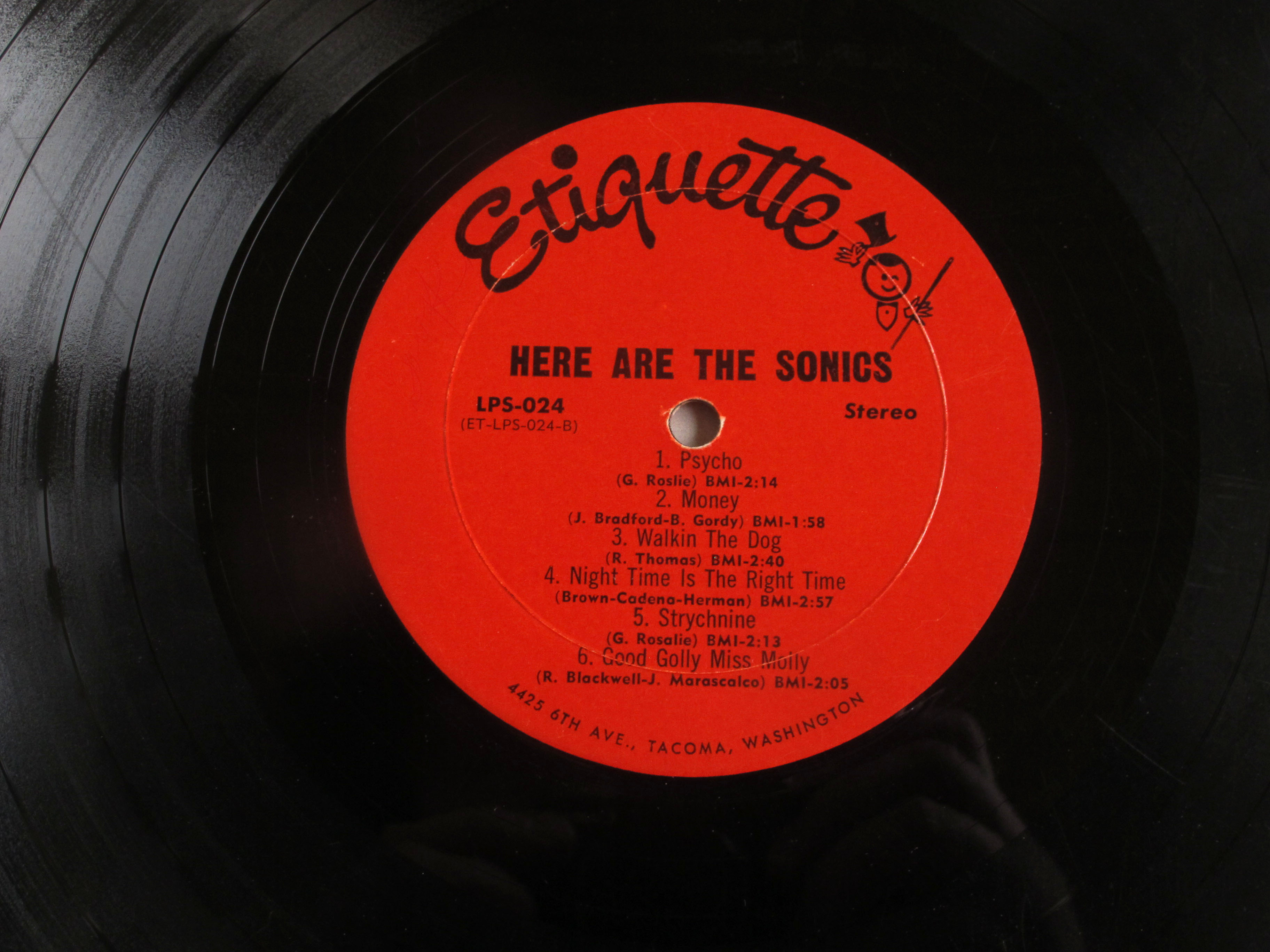 SonicsEtiquetteLPHereAreStereoRedSide2.jpg